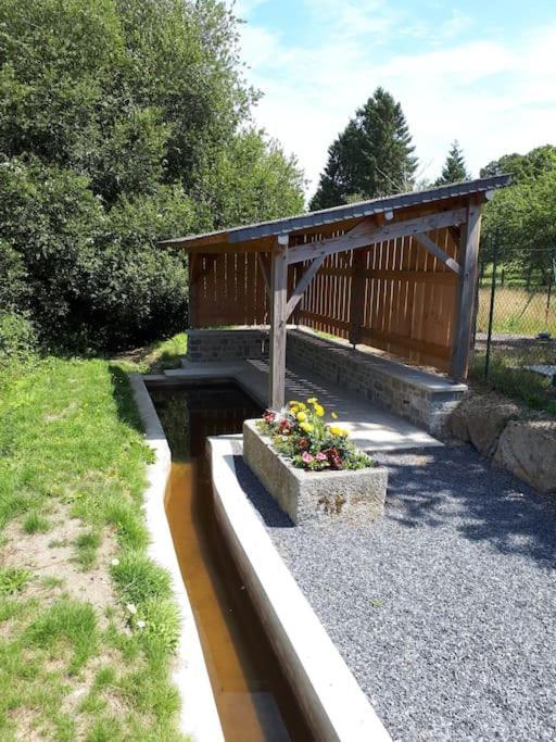 Le Gite De La Menuiserie Maisoncelles-la-Jourdan Exterior foto