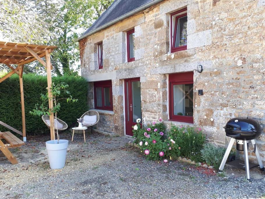 Le Gite De La Menuiserie Maisoncelles-la-Jourdan Exterior foto